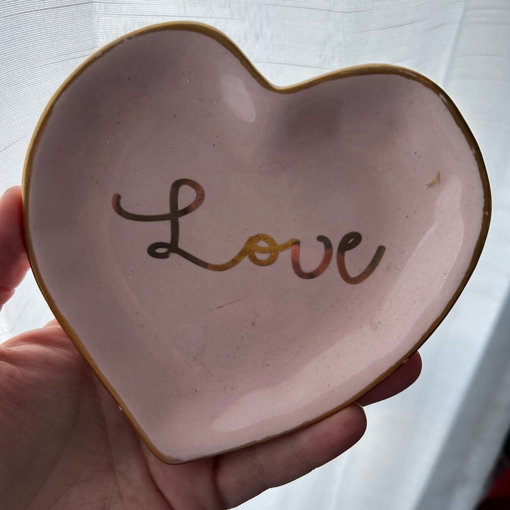 Little love dish